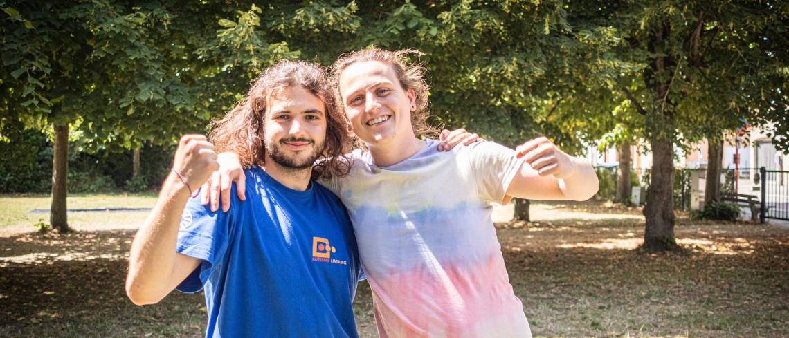 Jonas en Ruben op de foto